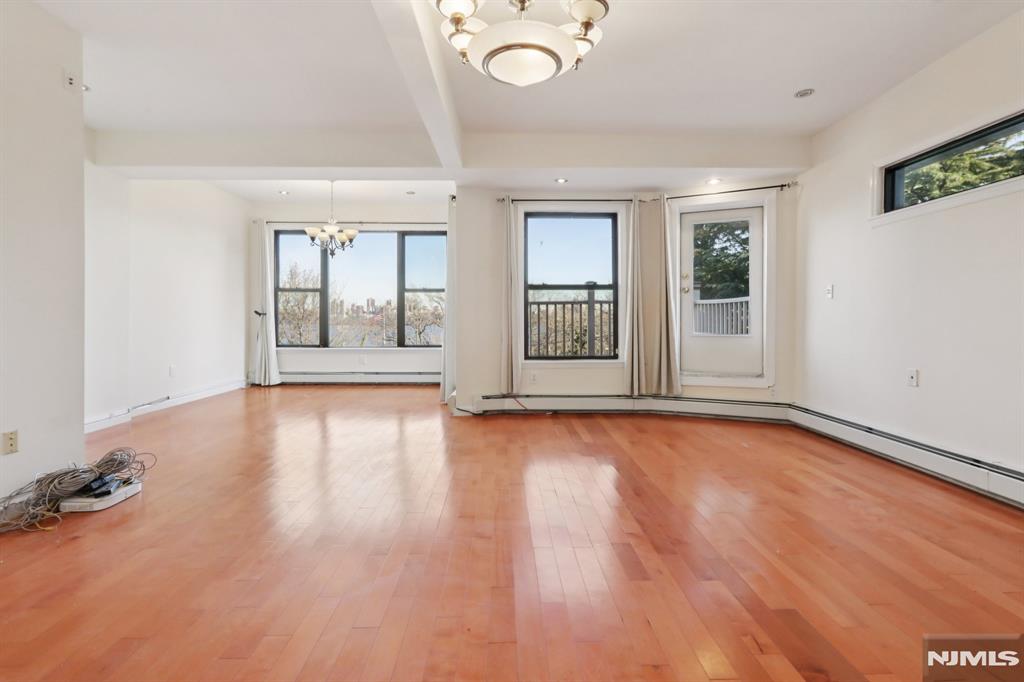 32 Hudson Terrace 2