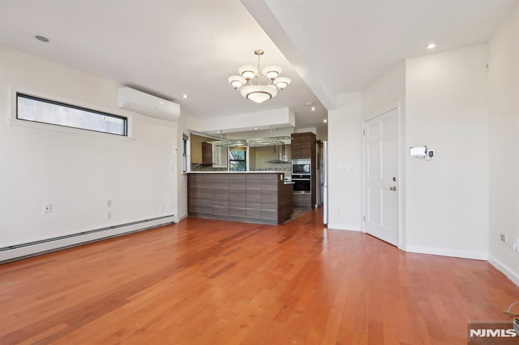 32 Hudson Terrace 2