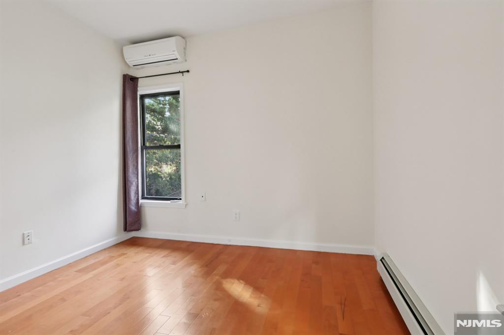 32 Hudson Terrace 2