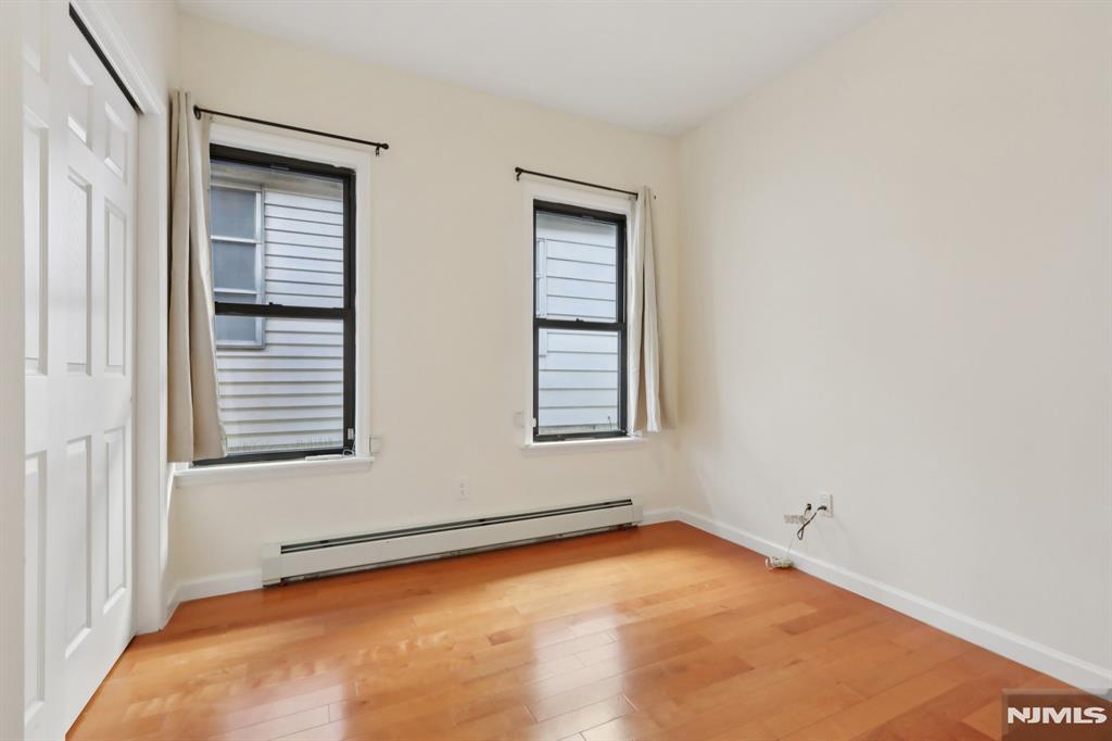 32 Hudson Terrace 2