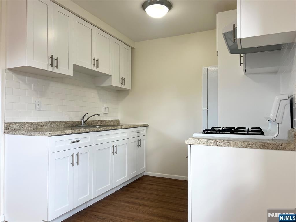 87 W Central Boulevard 5