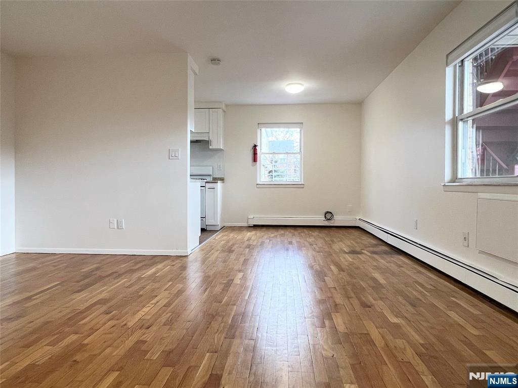 87 W Central Boulevard 5