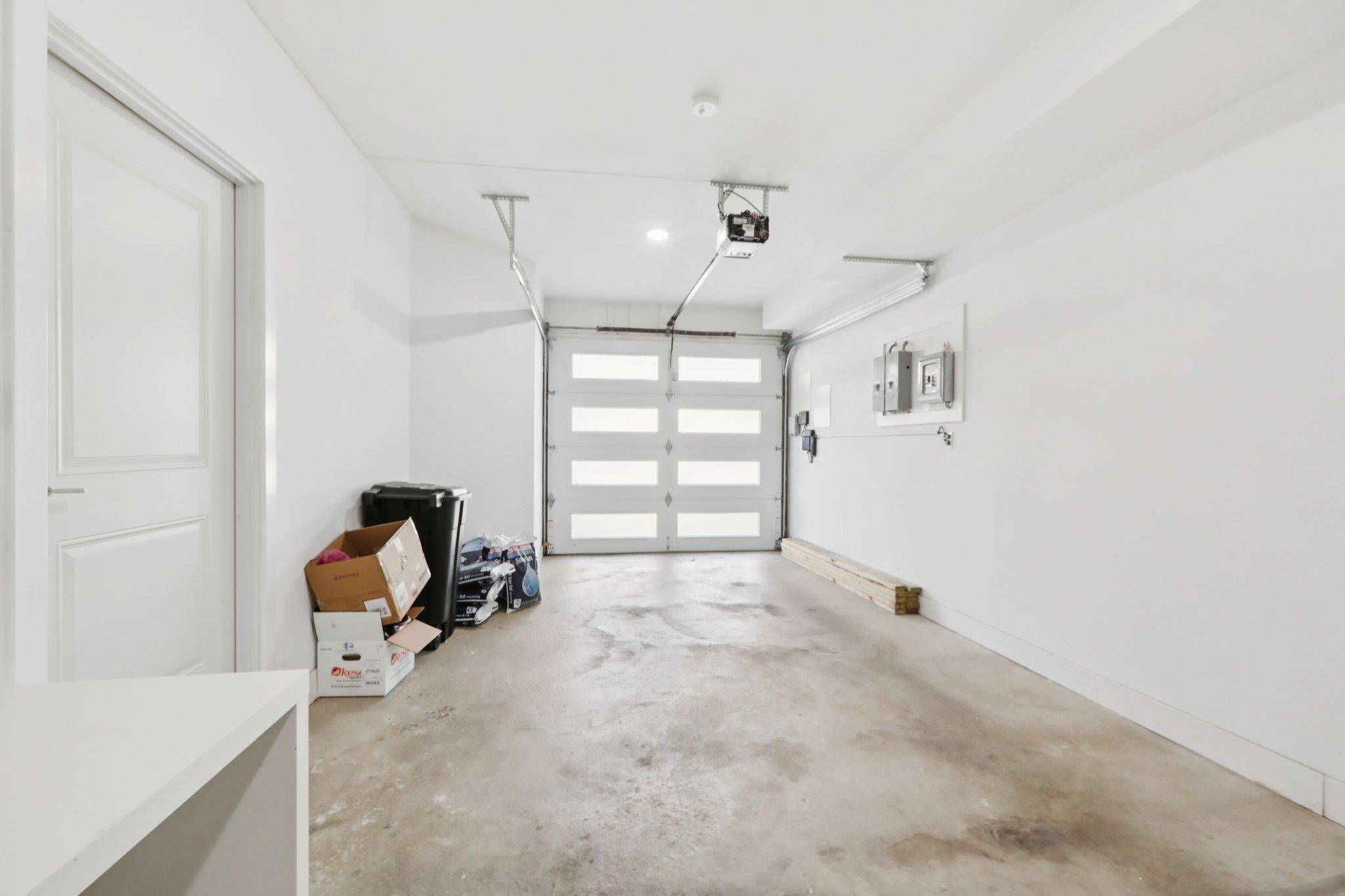 131 ZABRISKIE ST Unit: 1