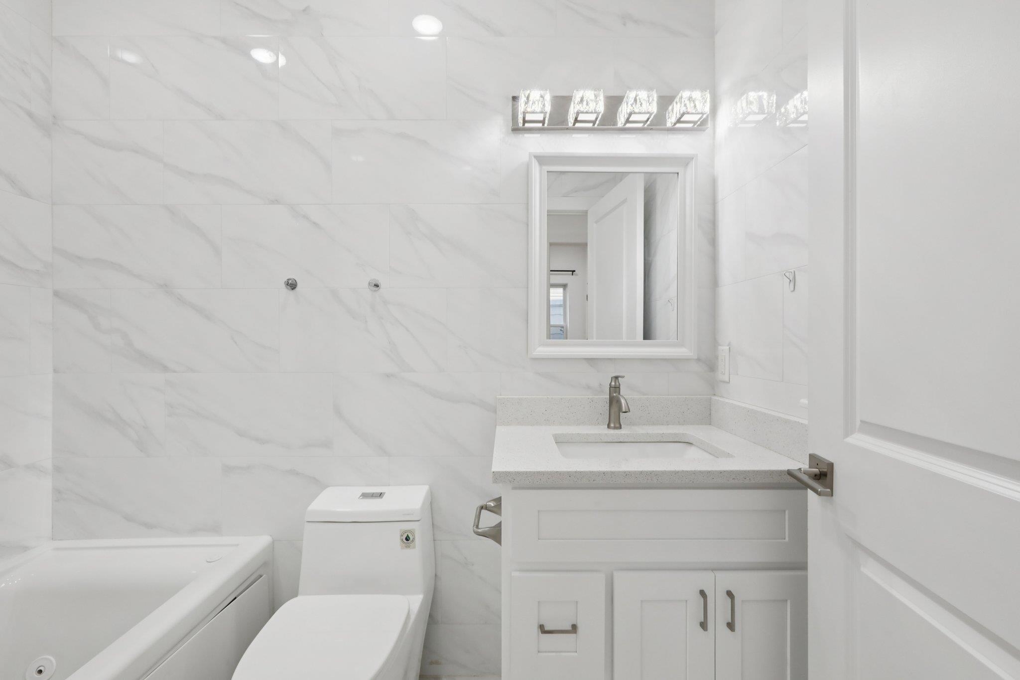 131 ZABRISKIE ST Unit: 1