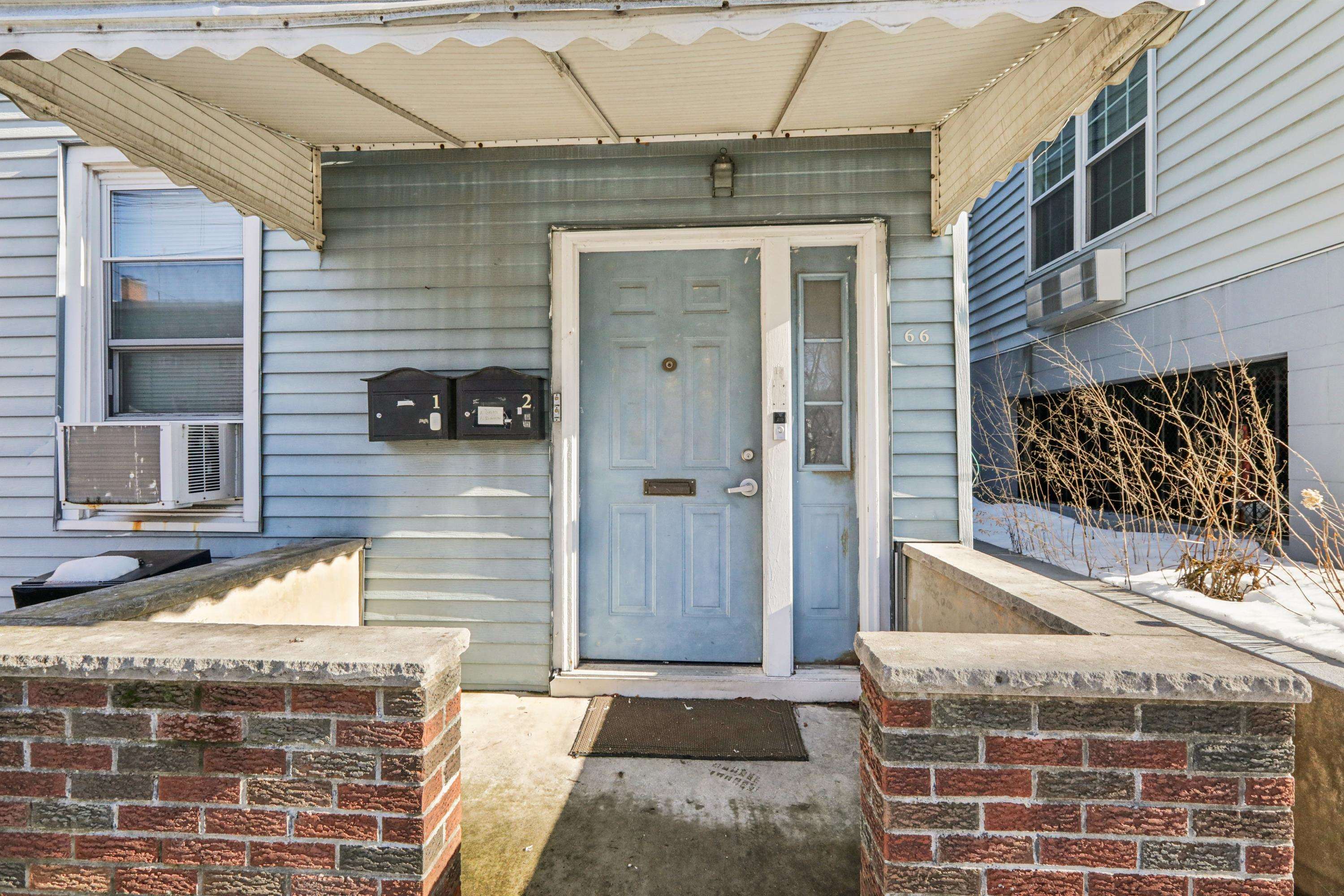 66 CHESTNUT AVE Unit: 1