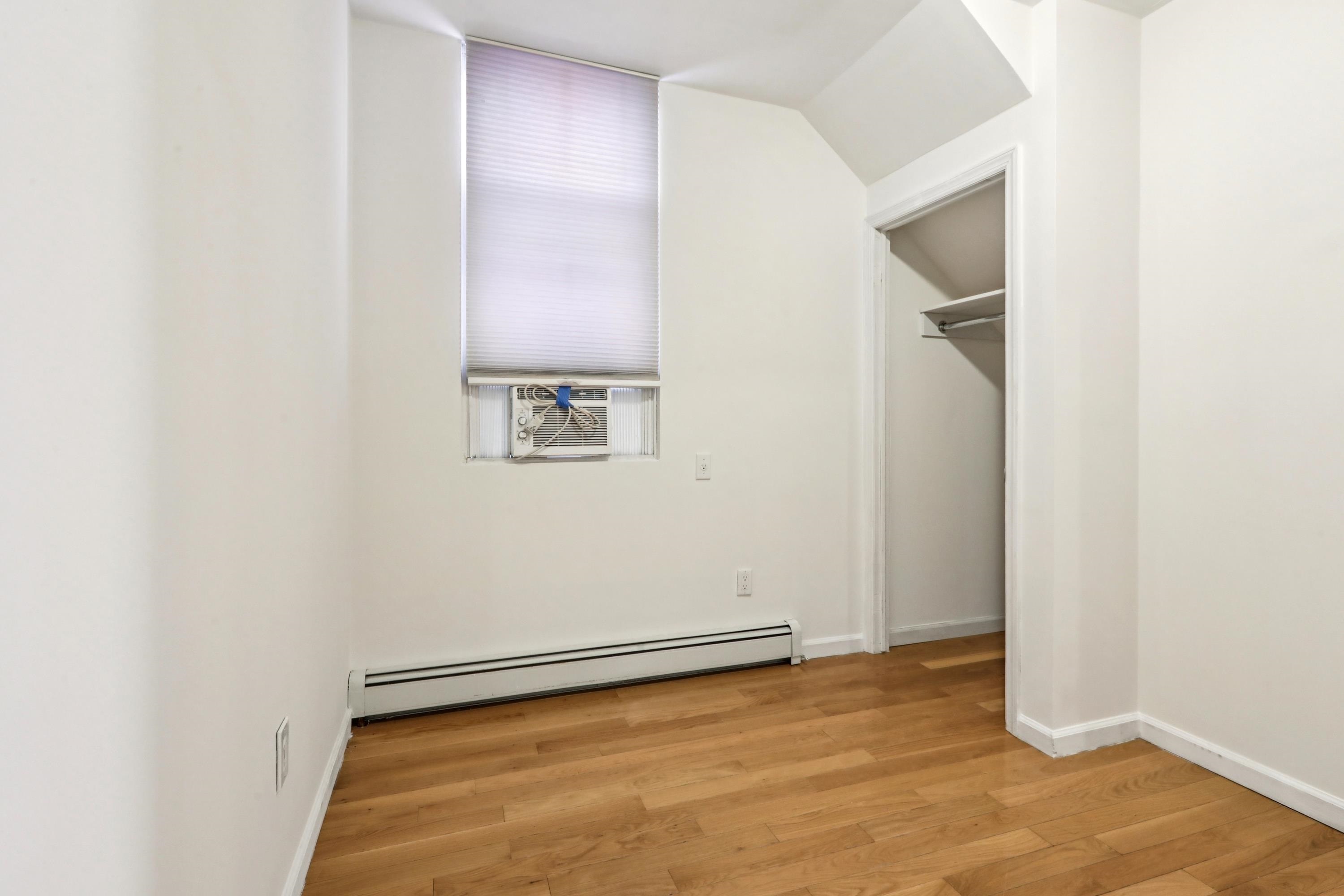 66 CHESTNUT AVE Unit: 1