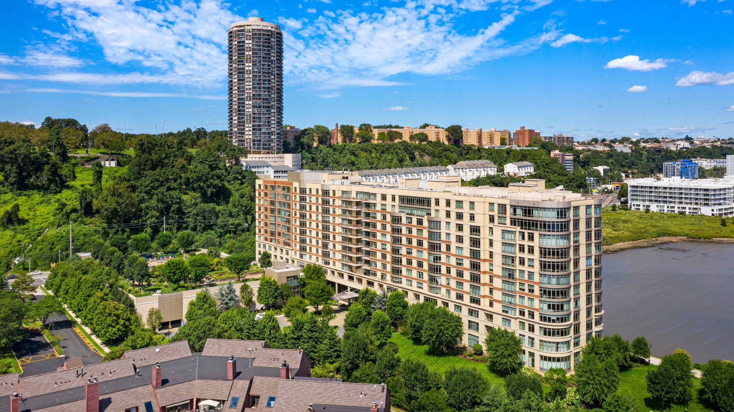 8100 RIVER RD Unit: 716