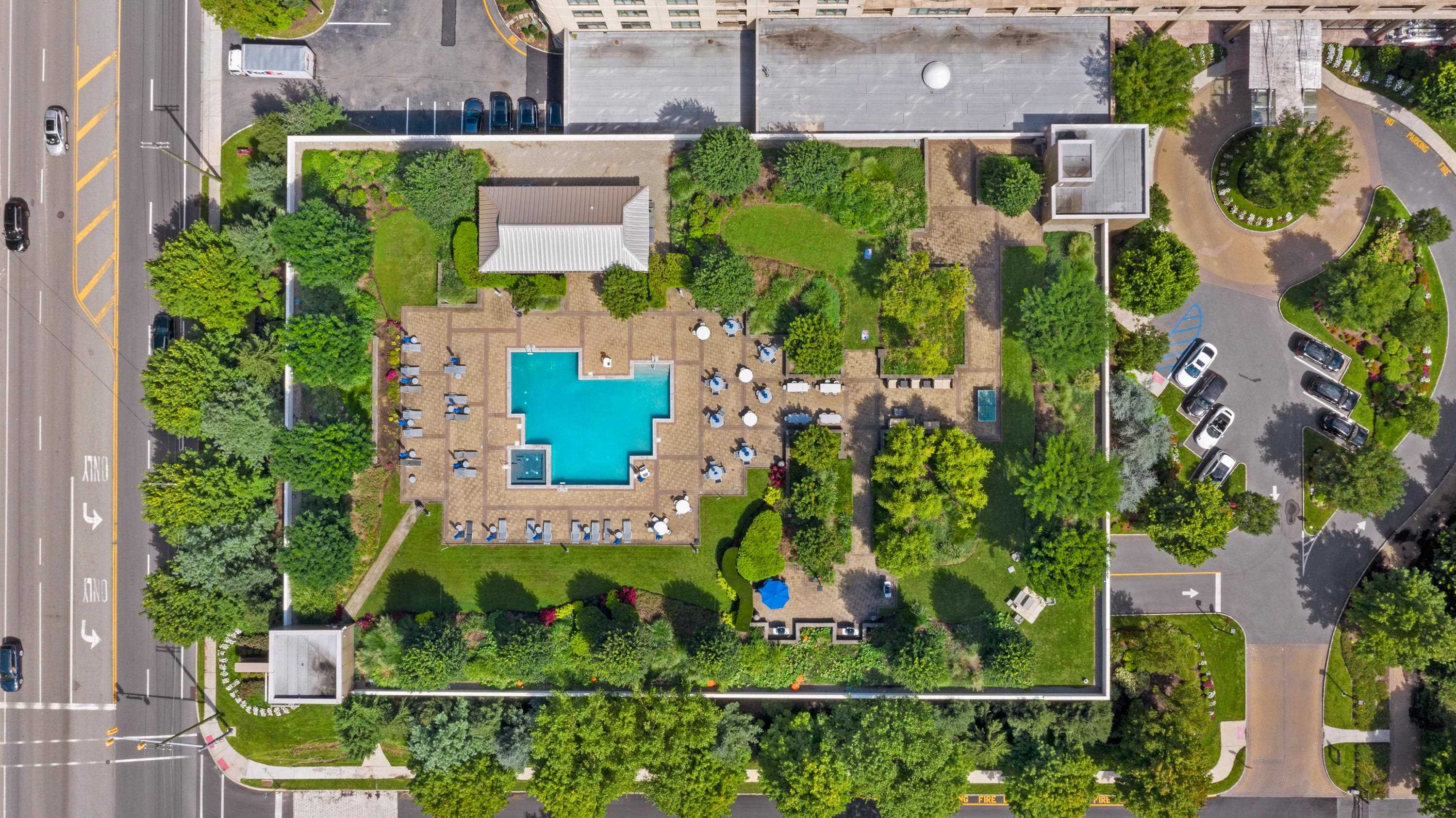 8100 RIVER RD Unit: 716