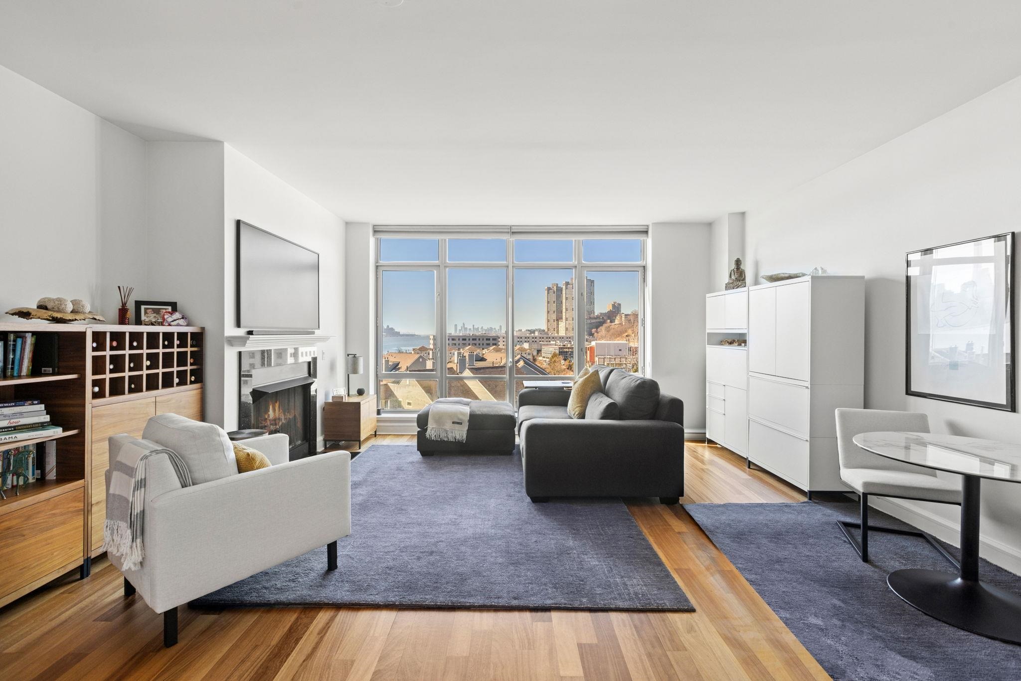 8100 RIVER RD Unit: 716
