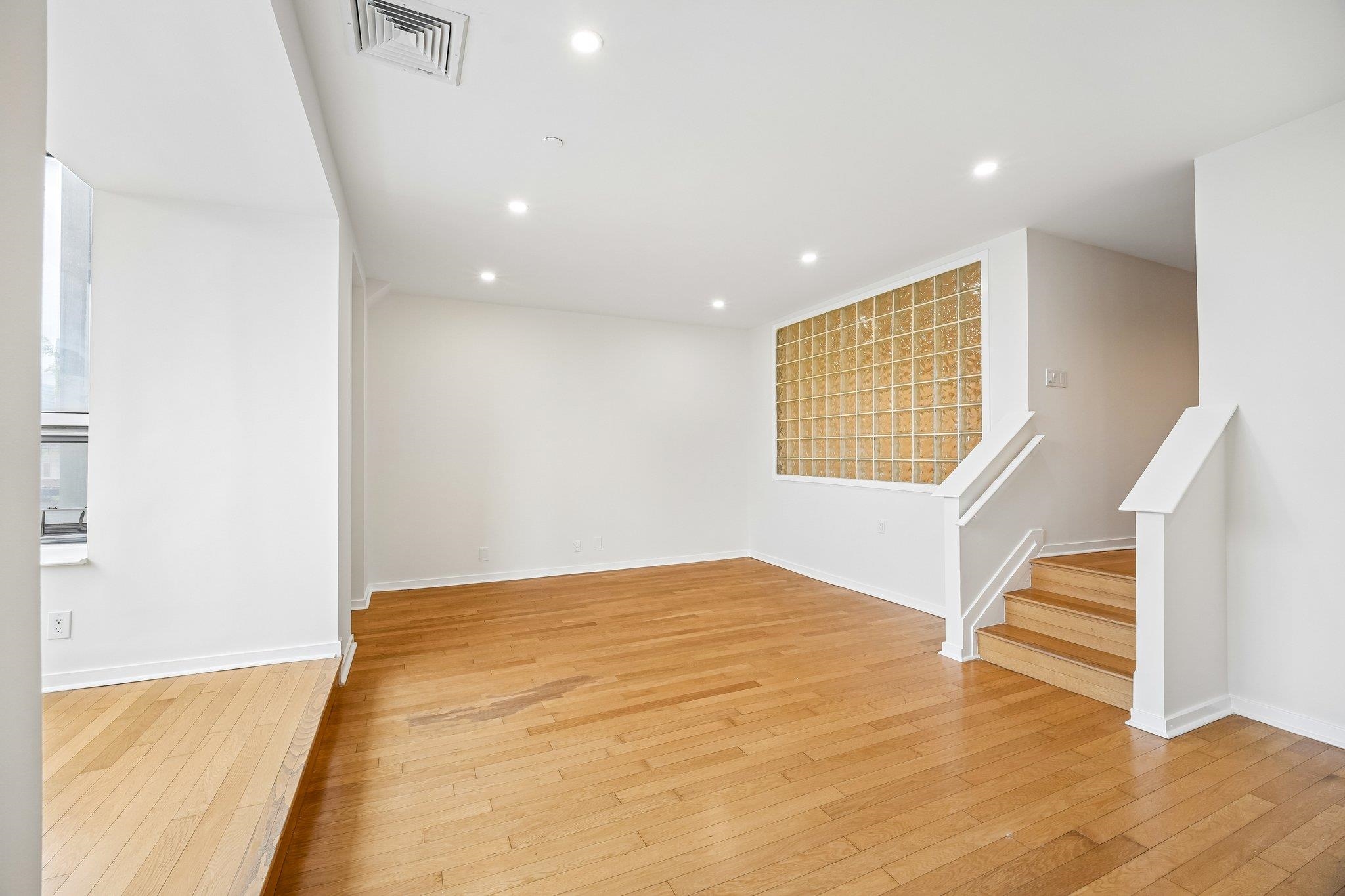 689 LUIS M MARIN BLVD Unit: 405