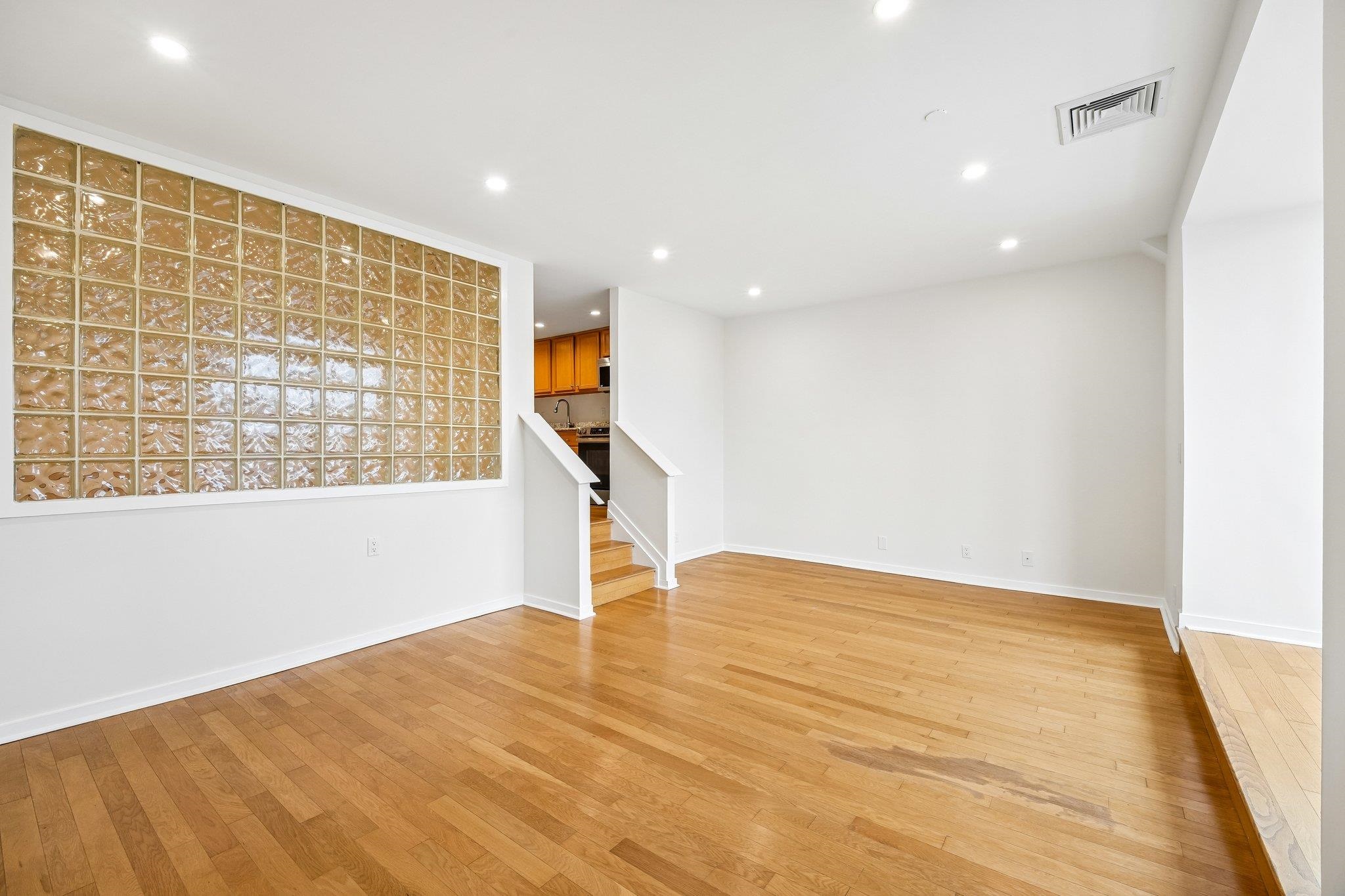 689 LUIS M MARIN BLVD Unit: 405