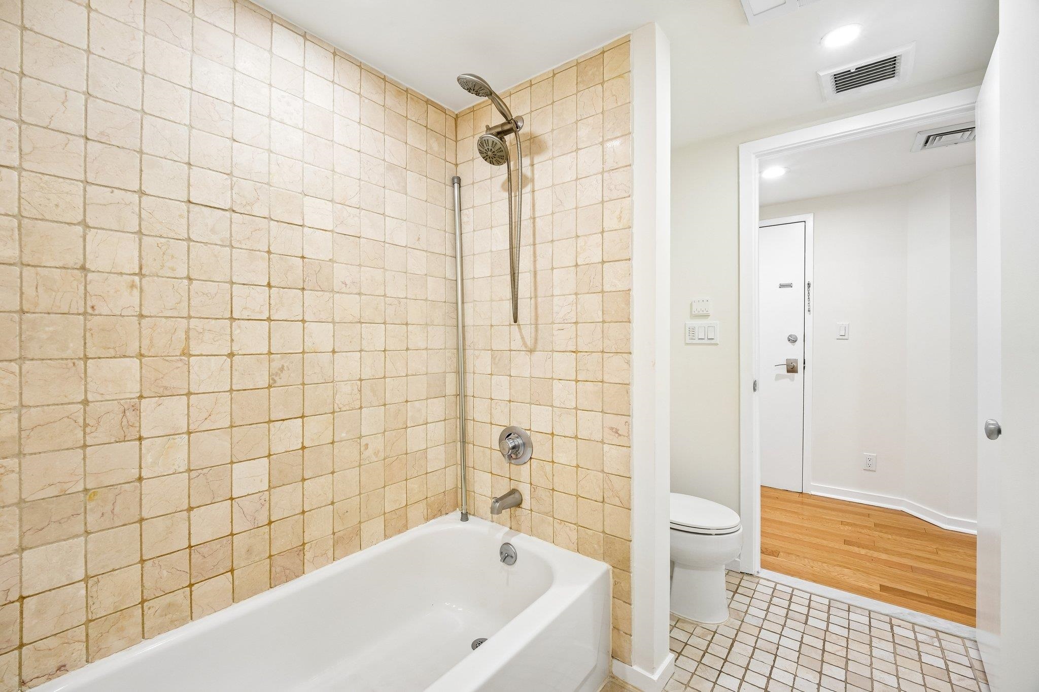 689 LUIS M MARIN BLVD Unit: 405