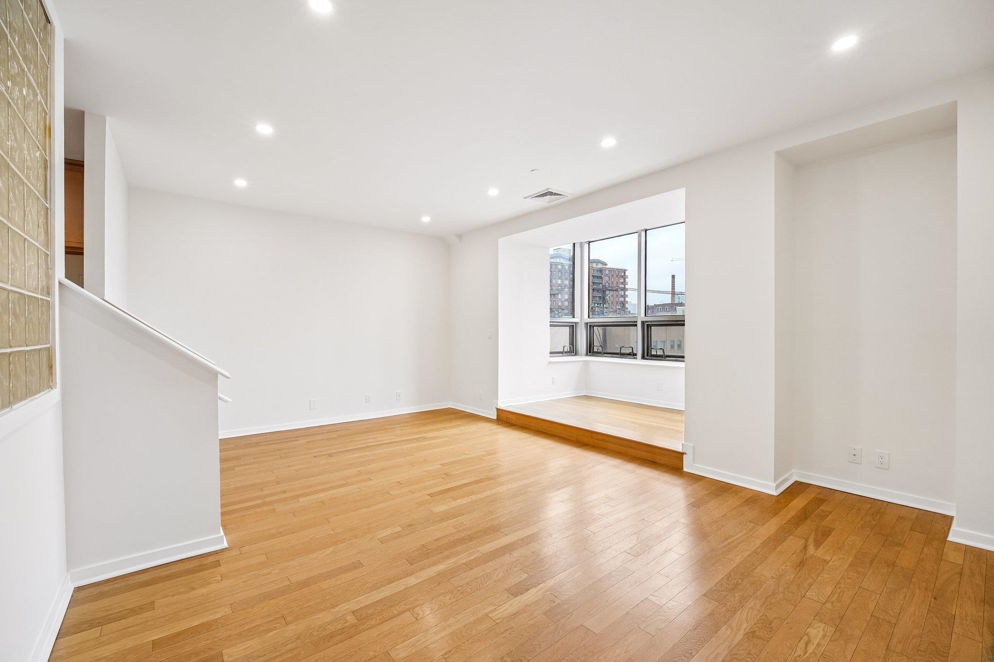 689 LUIS M MARIN BLVD Unit: 405