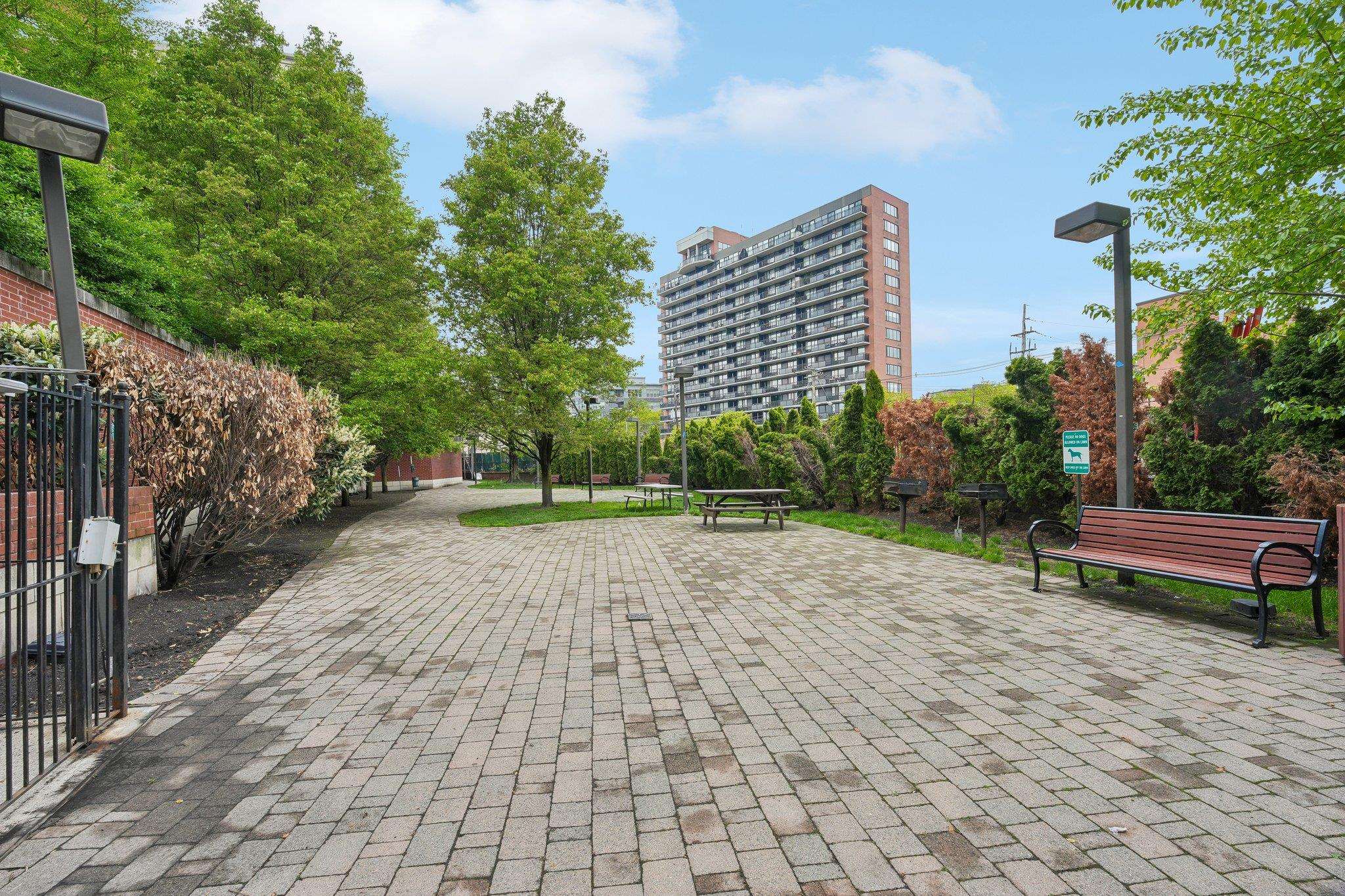 689 LUIS M MARIN BLVD Unit: 405