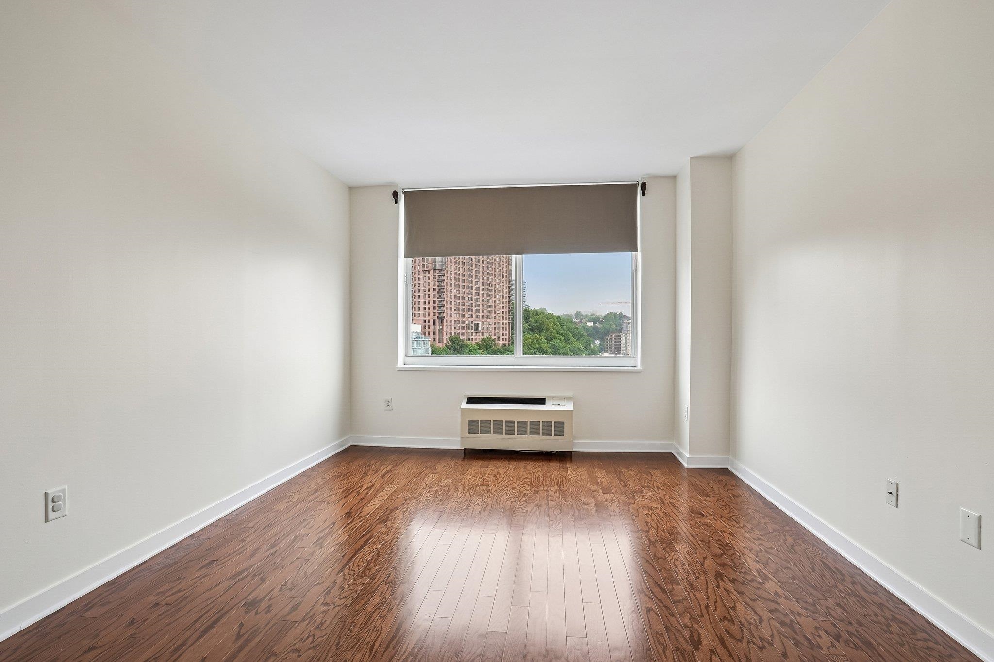 1215 HUDSON PARK Unit: 1215
