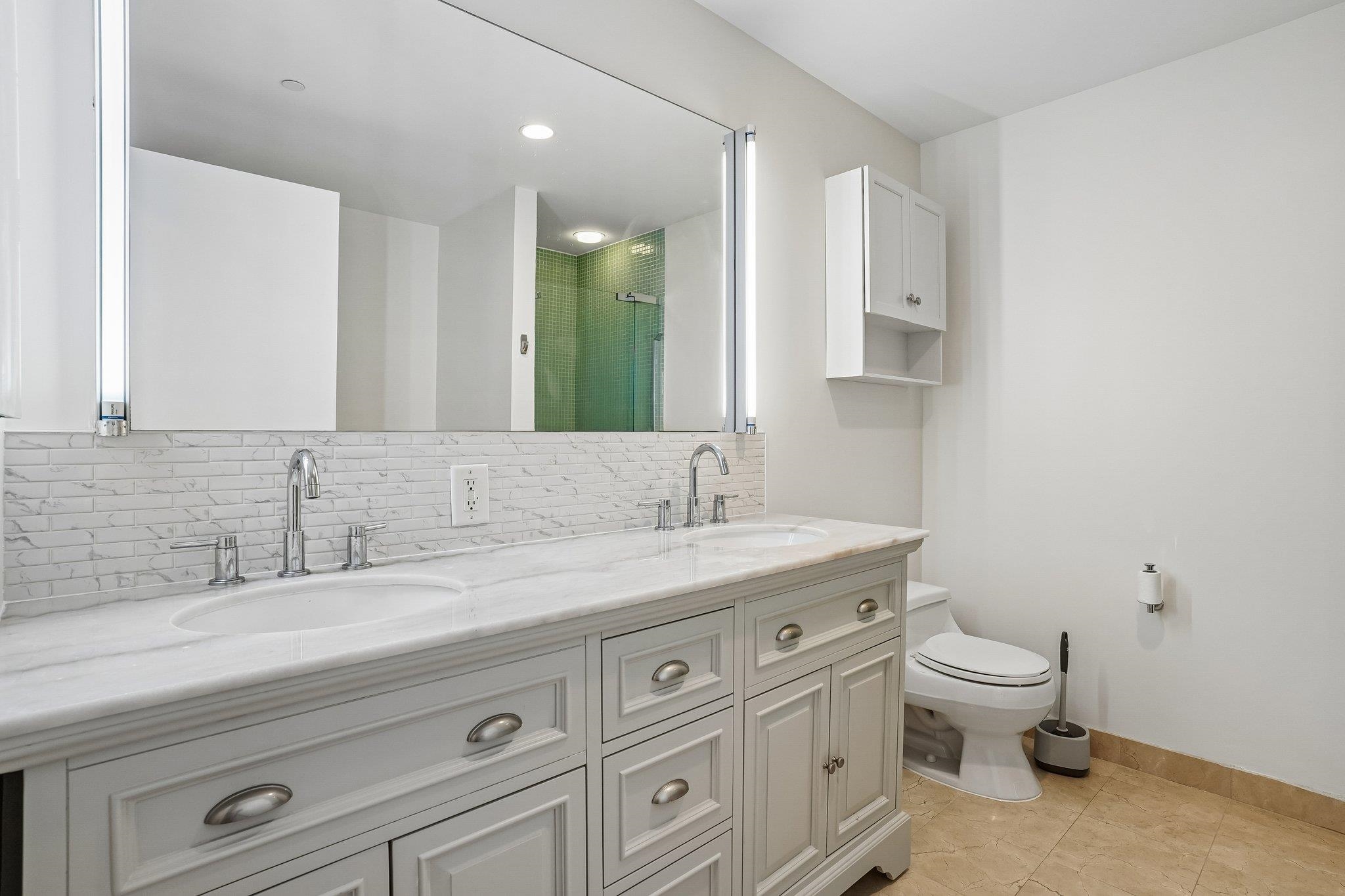 1215 HUDSON PARK Unit: 1215