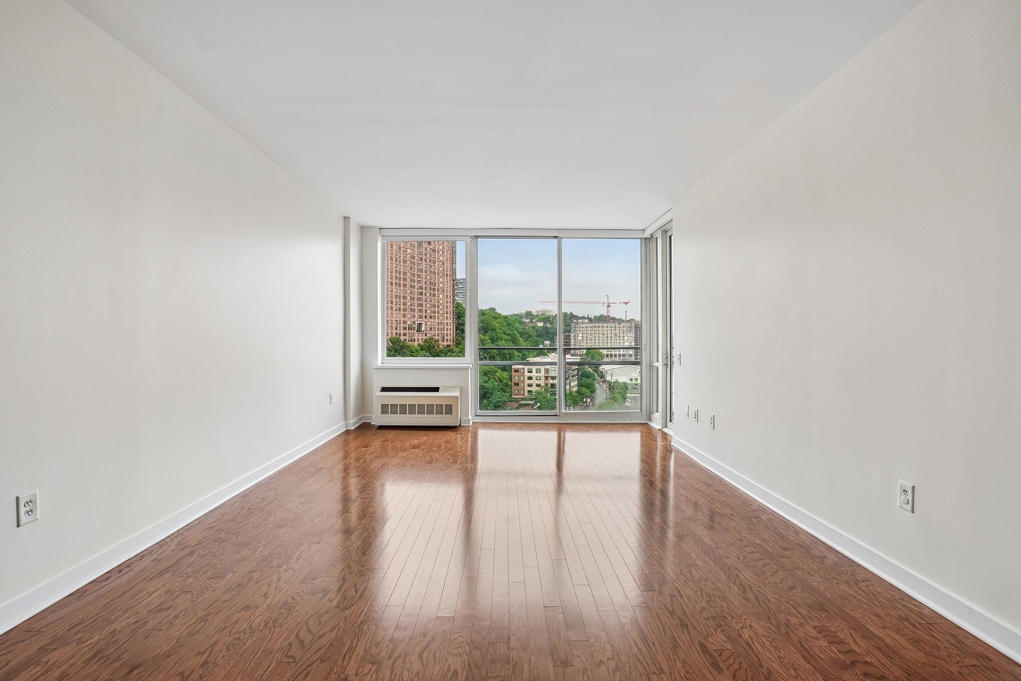 1215 HUDSON PARK Unit: 1215