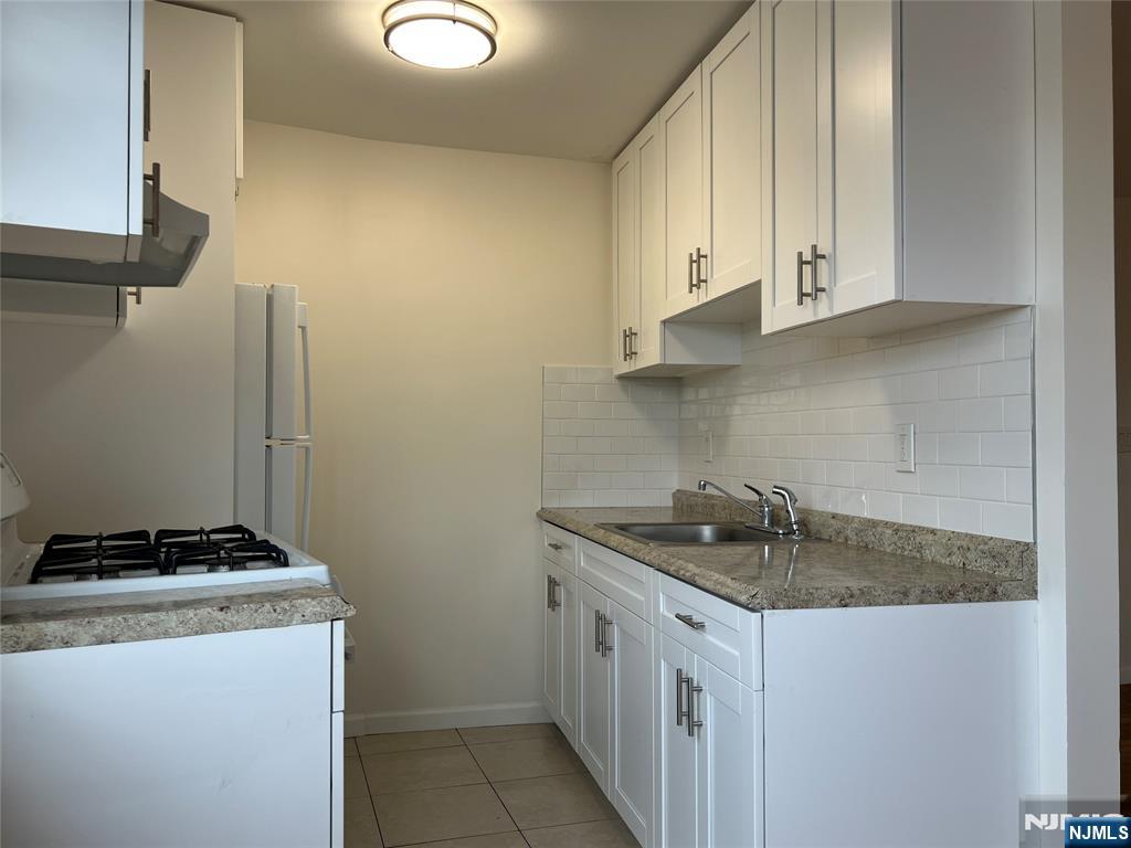 87 W Central Boulevard 2