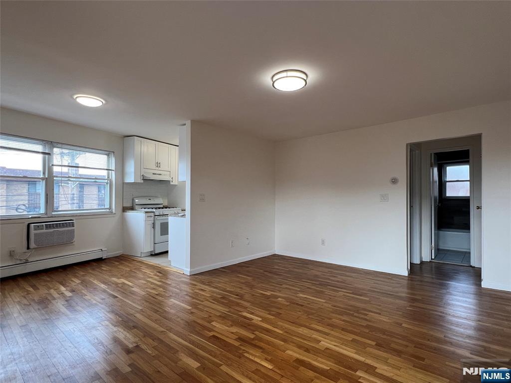 87 W Central Boulevard 2