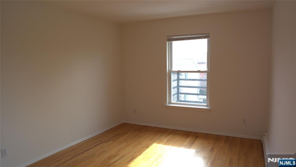 2443 3rd Street 8