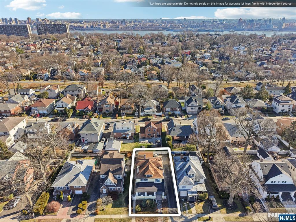 1114 Anderson Avenue