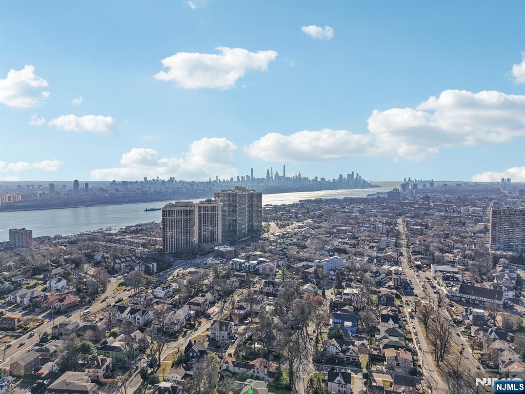 1114 Anderson Avenue