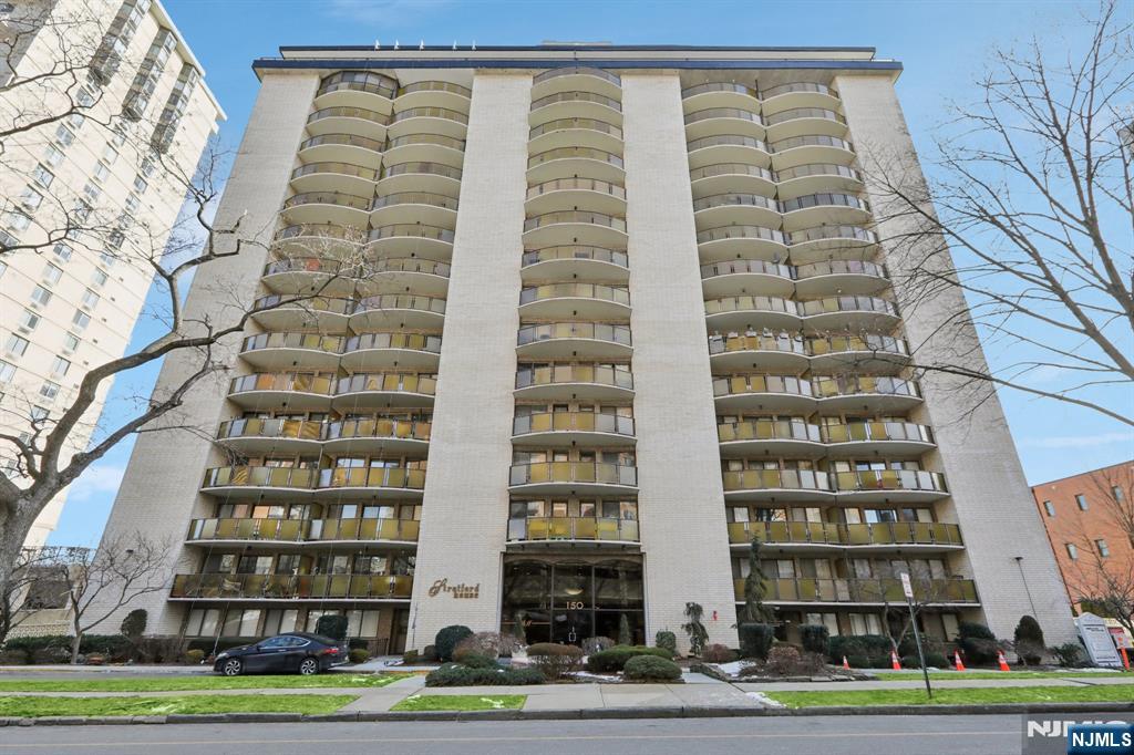 150 Overlook Avenue 7F