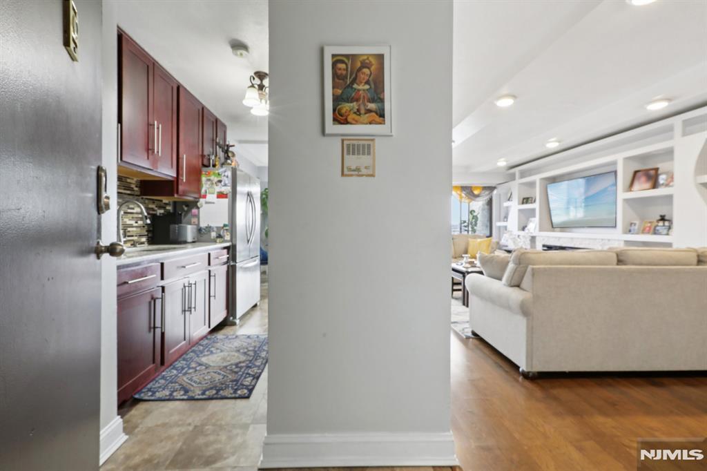 150 Overlook Avenue 7F