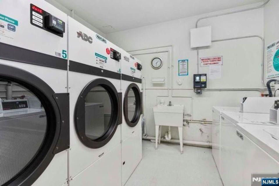 2180 Center Avenue 6E