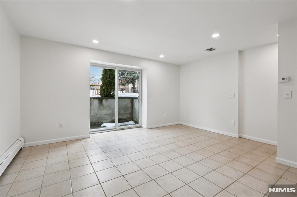 1561 Anderson Avenue