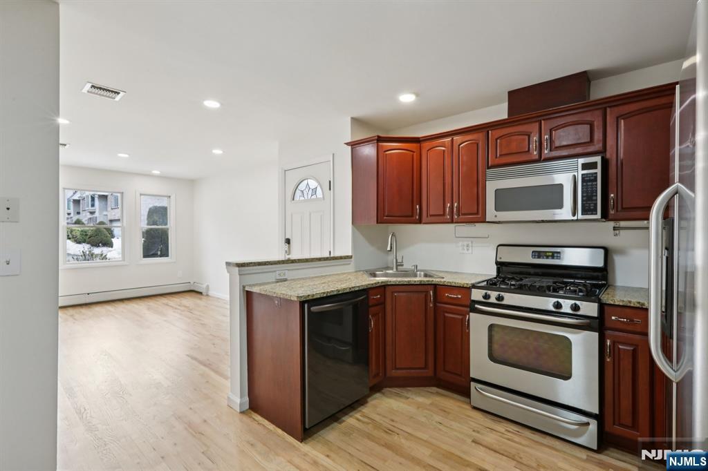 1561 Anderson Avenue