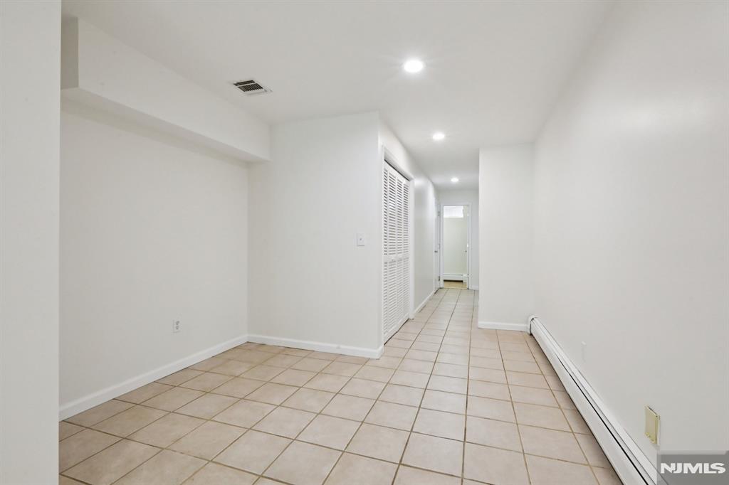 1561 Anderson Avenue