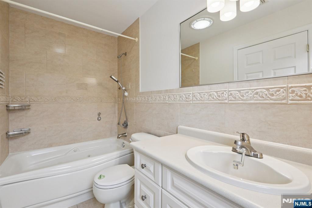 1561 Anderson Avenue