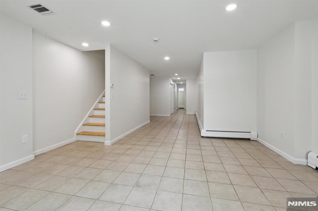 1561 Anderson Avenue