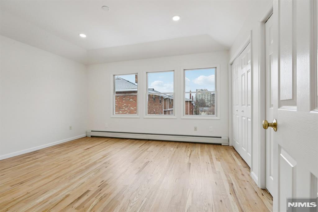 1561 Anderson Avenue