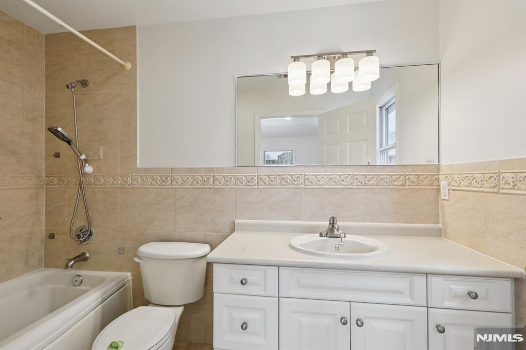 1561 Anderson Avenue