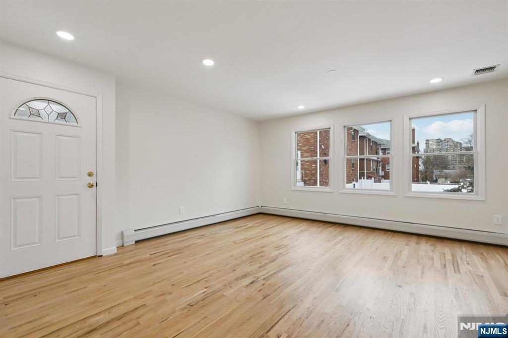 1561 Anderson Avenue