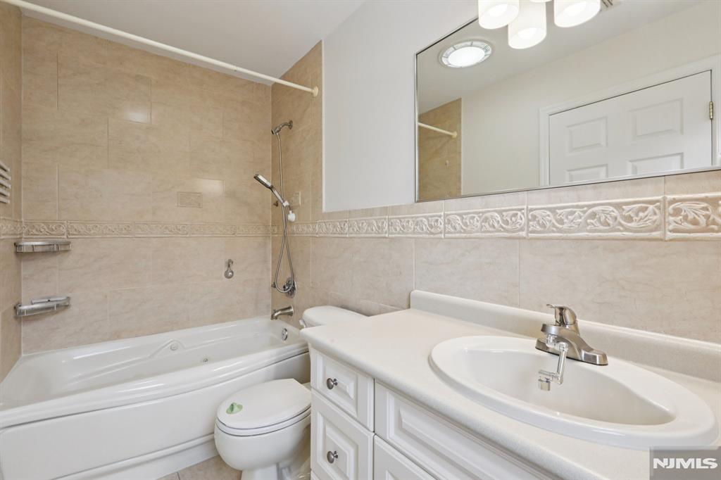 1561 Anderson Avenue