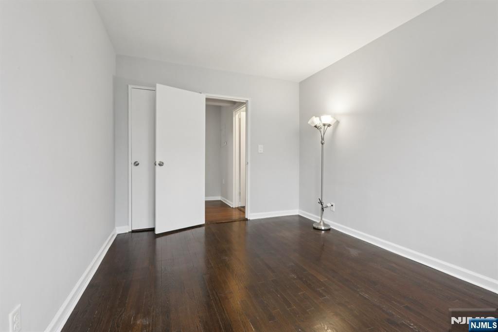 2160 Center Avenue 4N