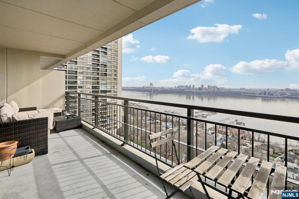 2 Horizon Road 1428