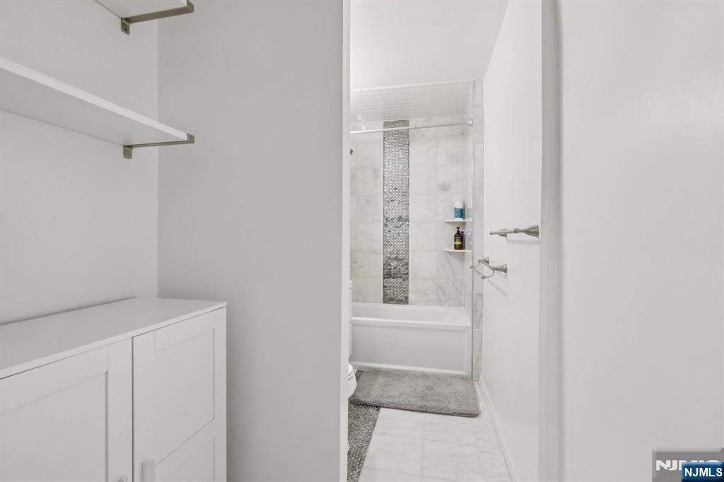 2 Horizon Road 1428
