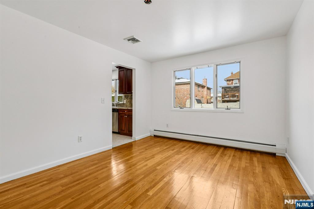 691 Hamilton Avenue B