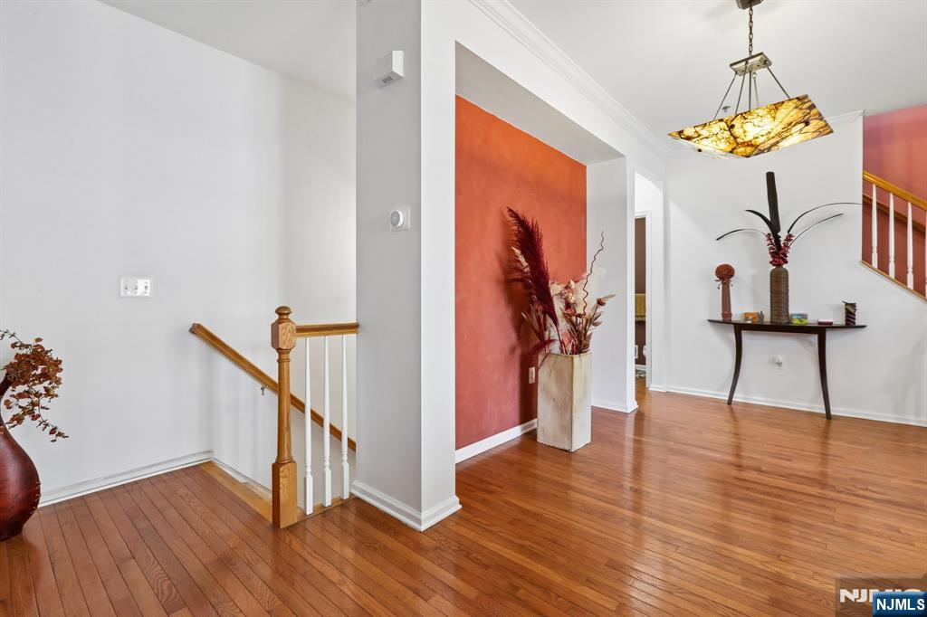59 Birch Street 306