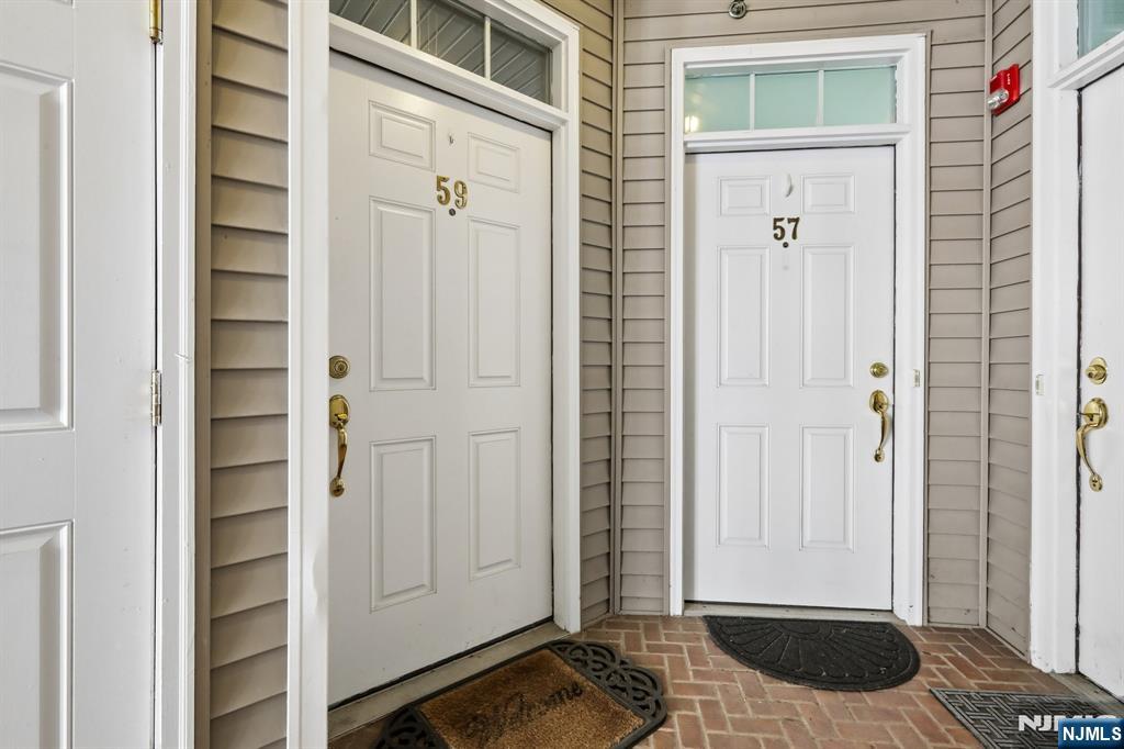 59 Birch Street 306