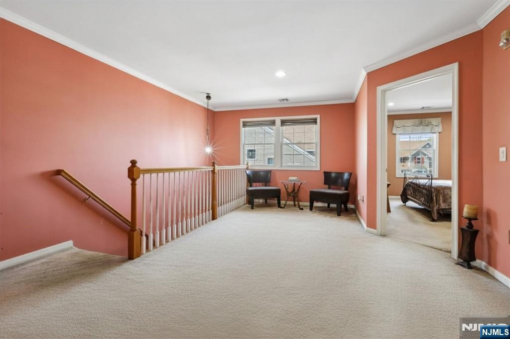 59 Birch Street 306