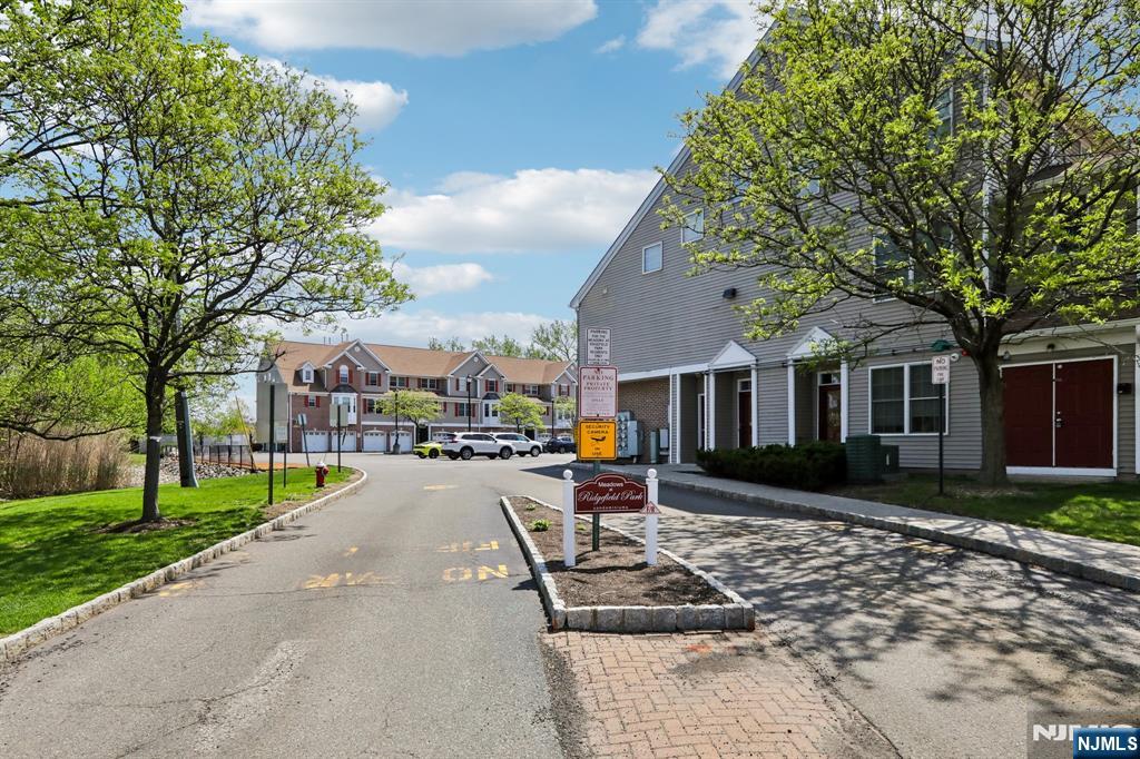 59 Birch Street 306