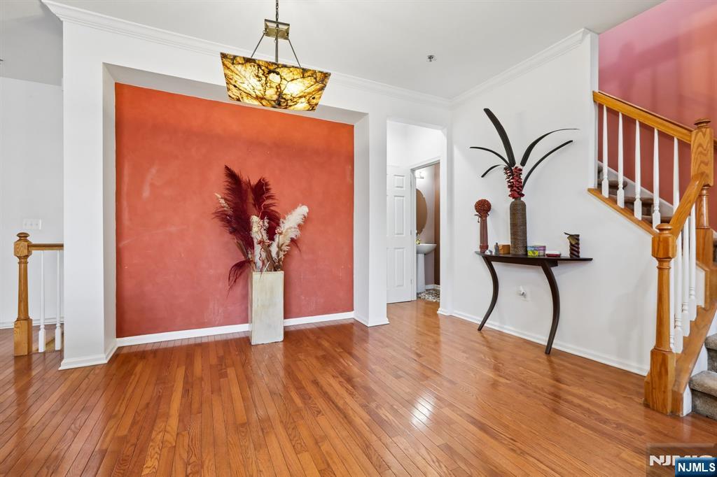 59 Birch Street 306
