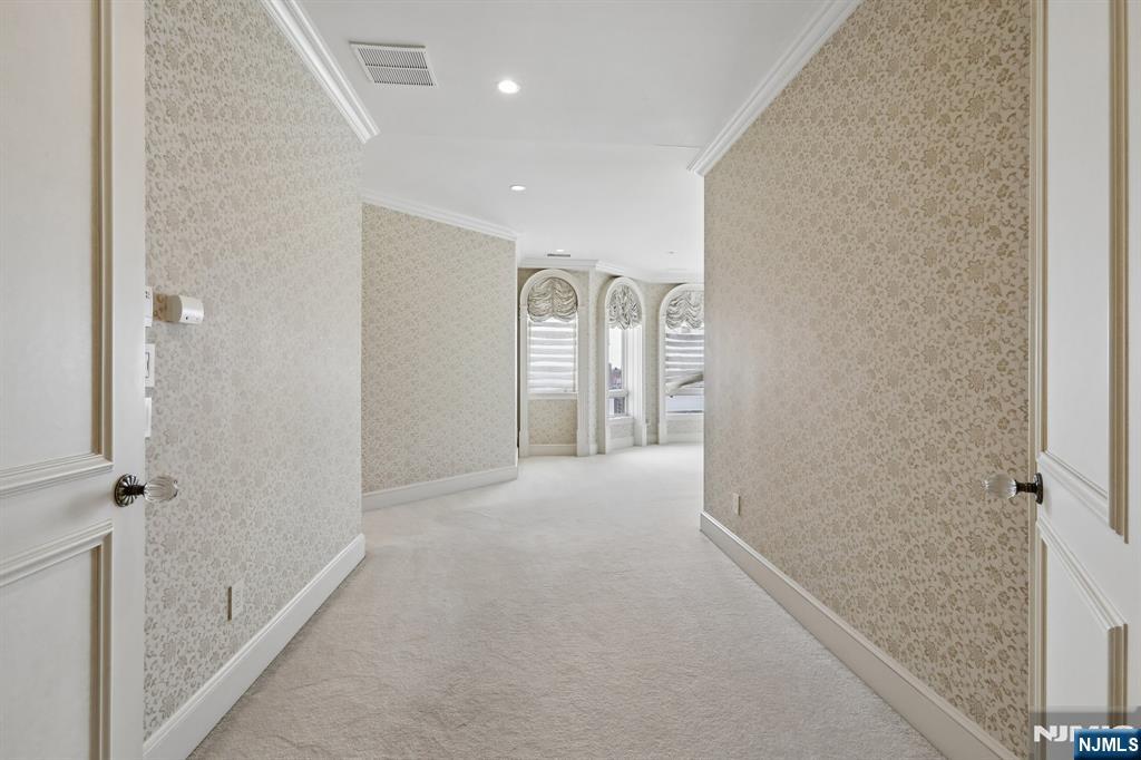2 Ascot Way