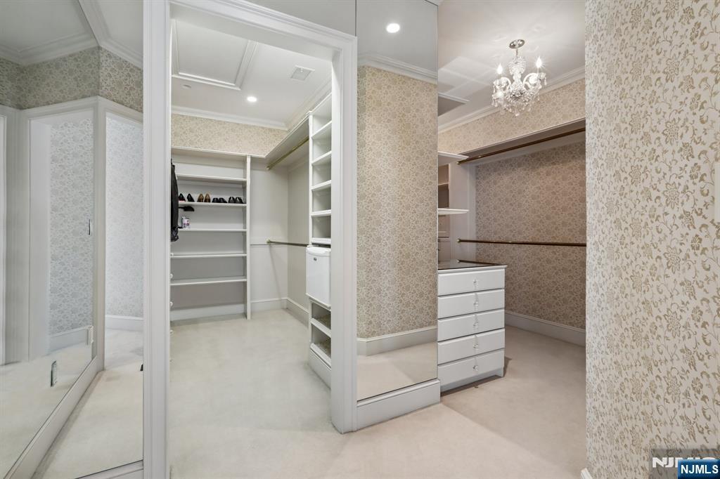 2 Ascot Way