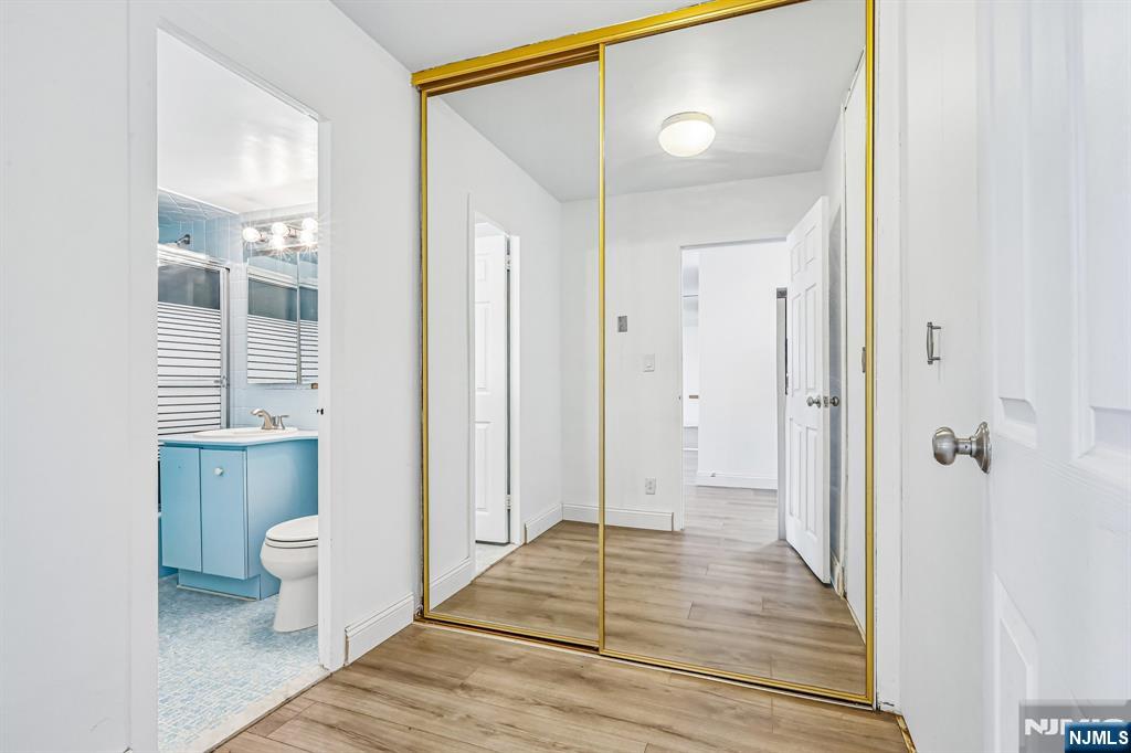 1203 River Road 9G